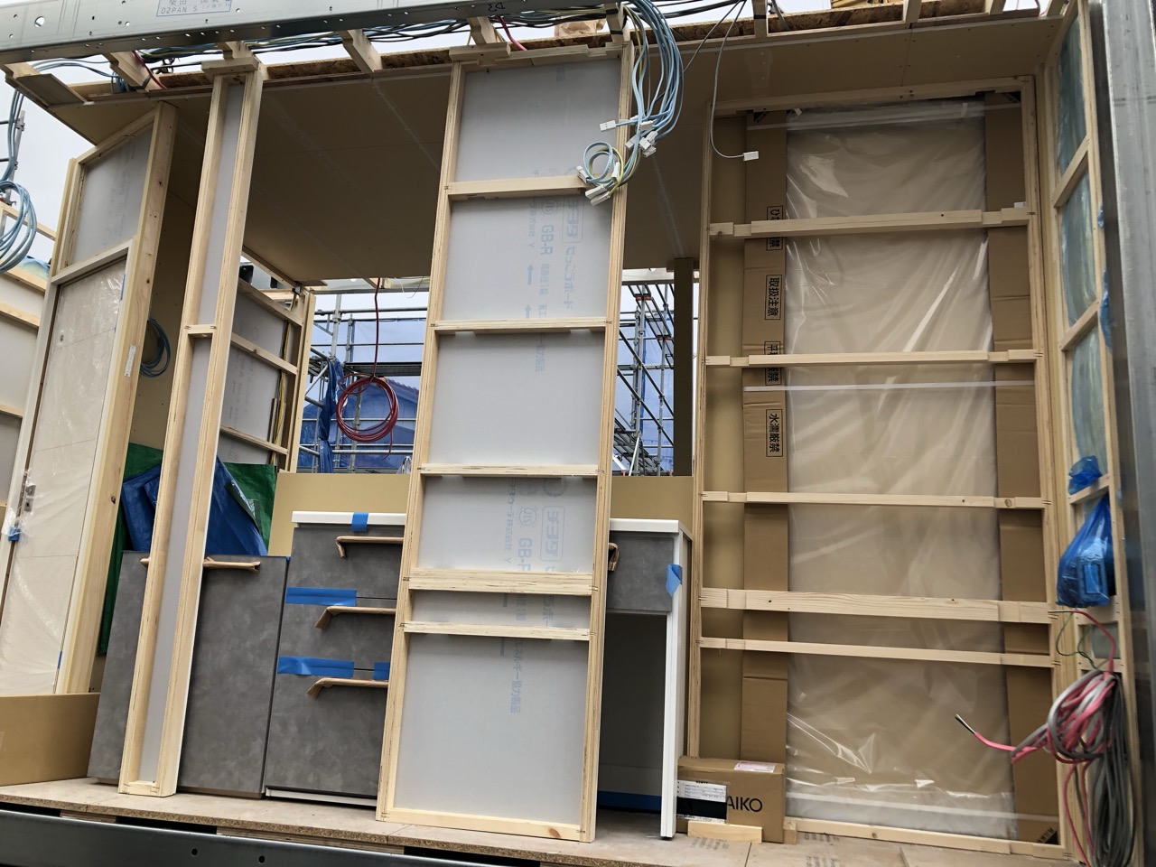 建築中の室内